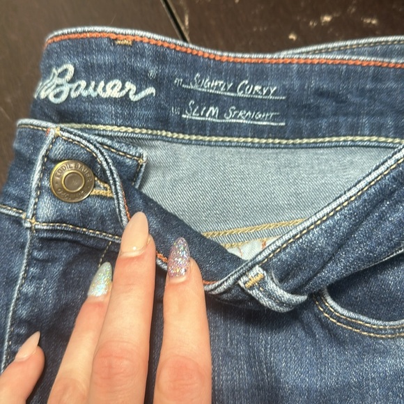 Eddie Bauer slightly curvy Capris - Picture 2 of 10